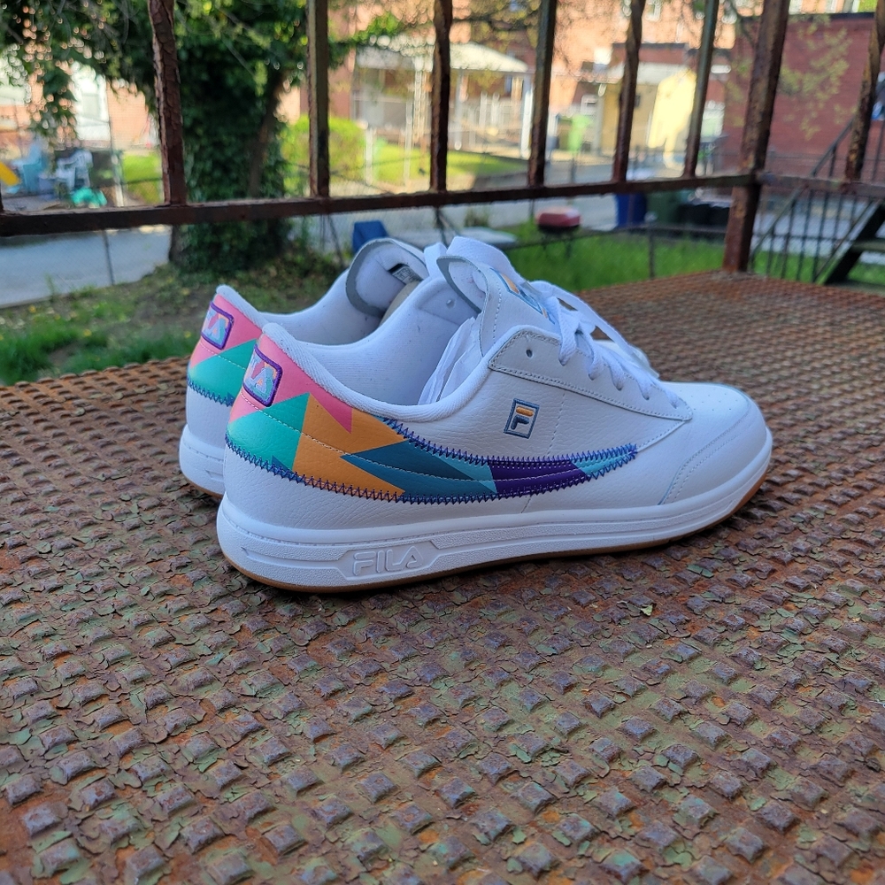 90s fila sneakers